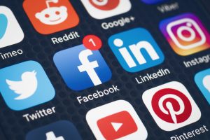 7 Types of Business Models Used By Social Media Companies