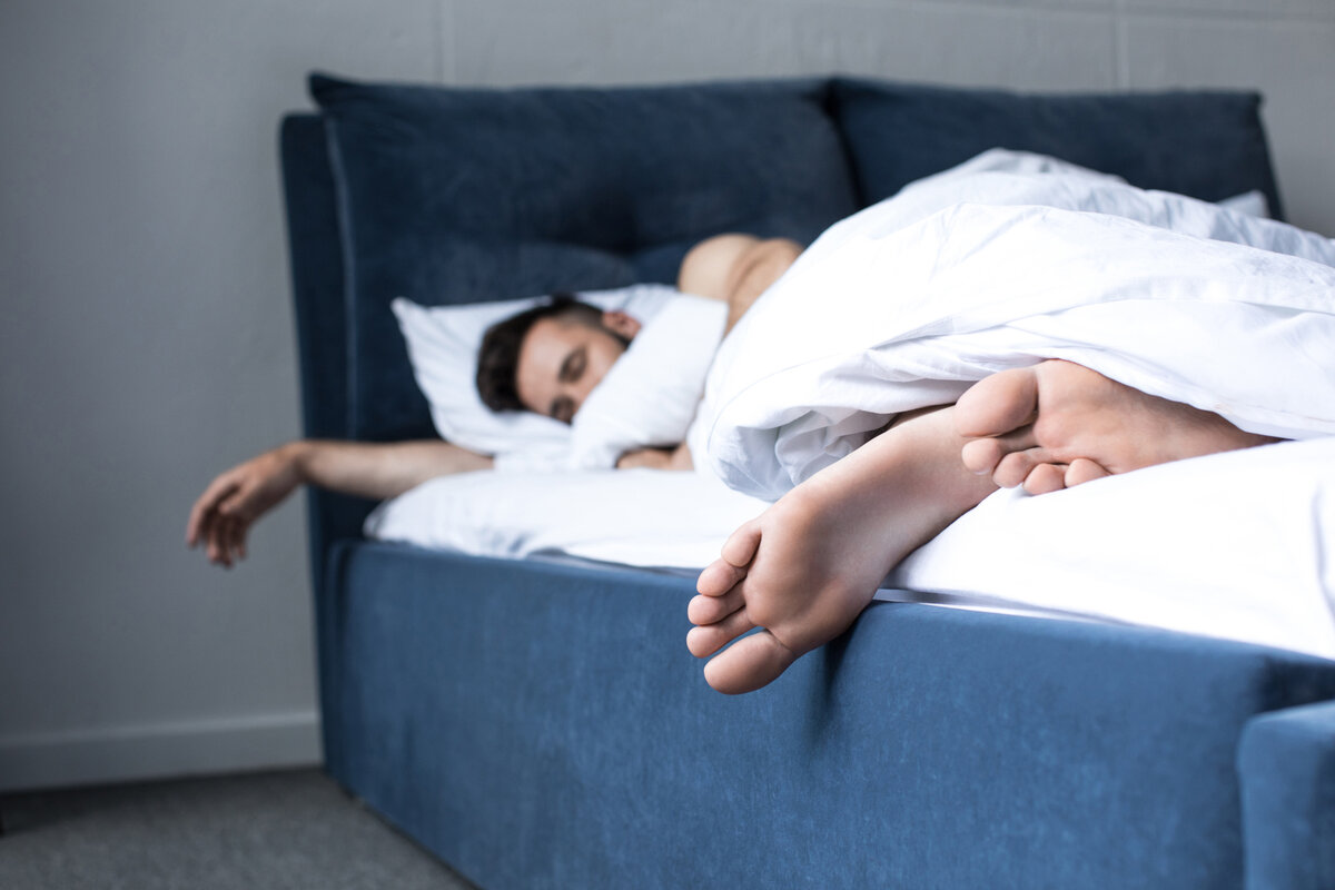 Why Good Sleeping Habits Help Your Business – StartUp Mindset