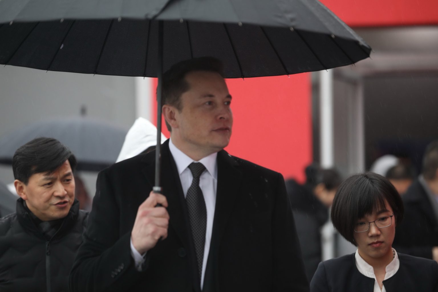 Here is How Elon Musk Made His Money and How He Spends It. - StartUp
