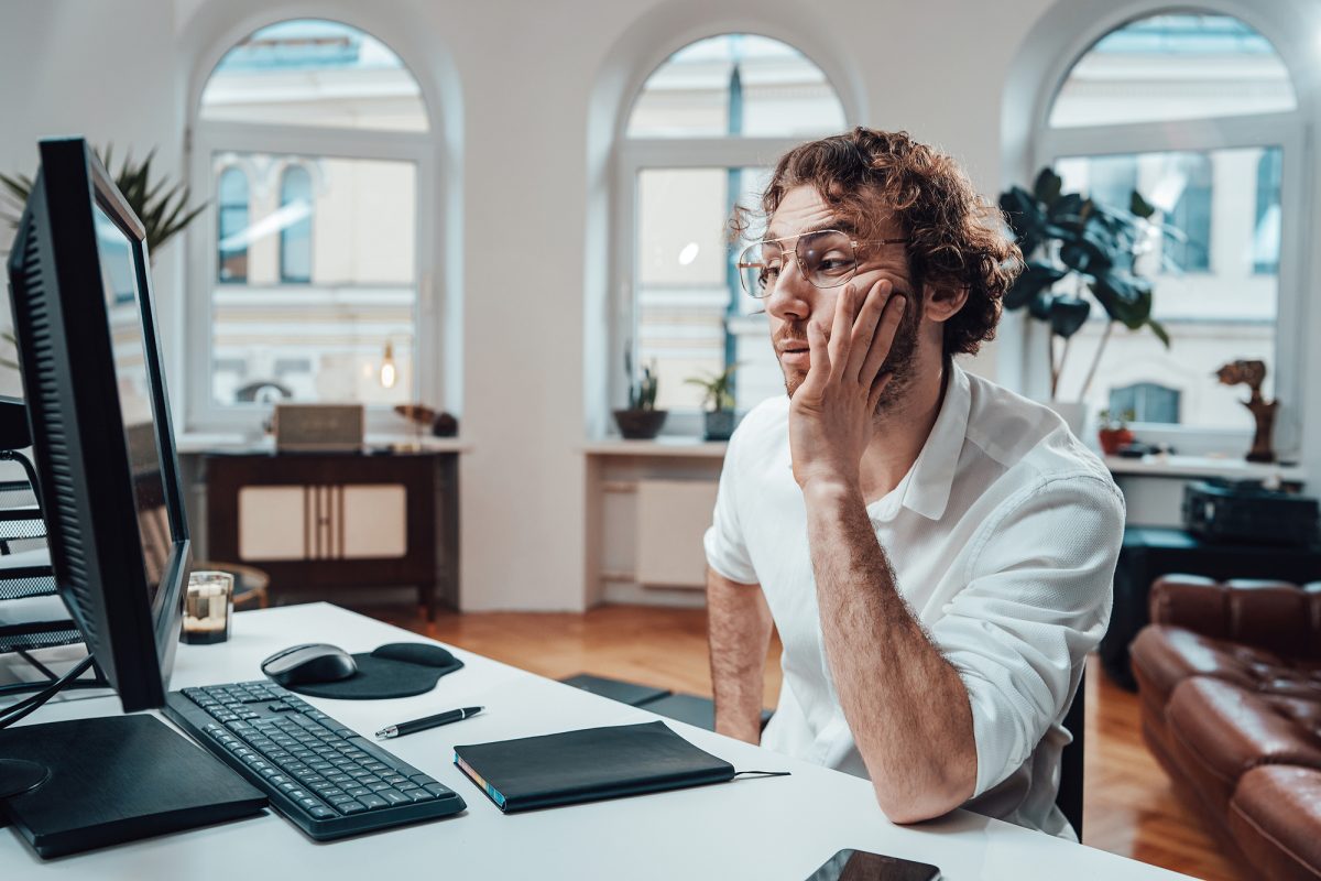 8 Signs Your Business is Failing StartUp Mindset