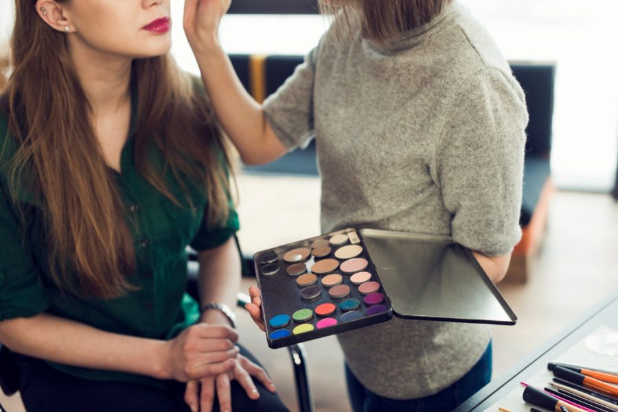 6 Target Markets for Makeup Artists